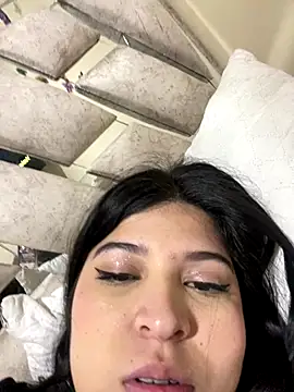 Vliacoooper2 live sex cam