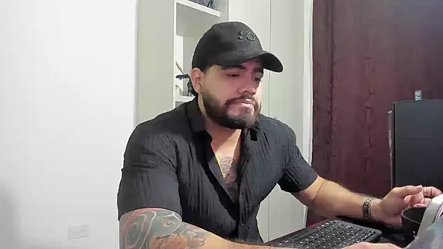 _Coddygold_ live sex cam