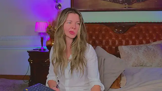 Real_Tini live sex cam