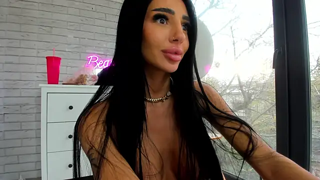 Britney_Charm_ live sex cam