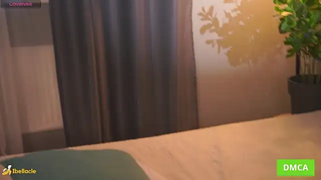 Bellacle live sex cam