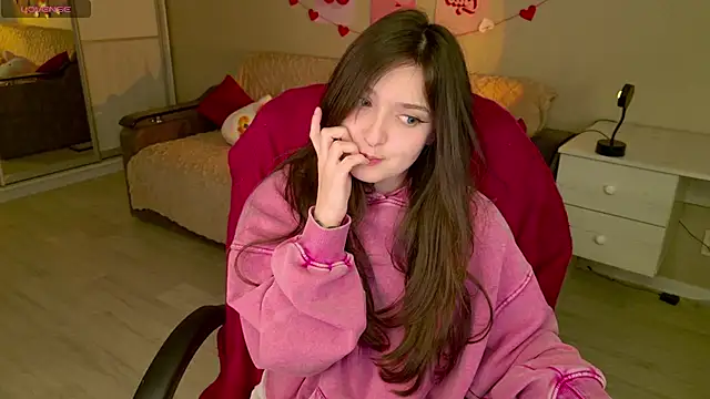 BellaSink live sex cam