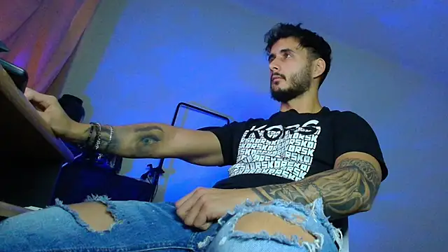 XanderCage99 live sex cam