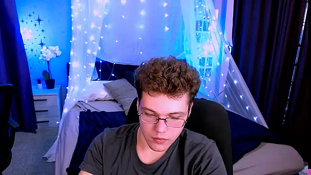 lucas_long_ live sex cam