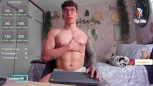 estebandi_do live sex cam