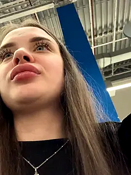 KristiRich live sex cam