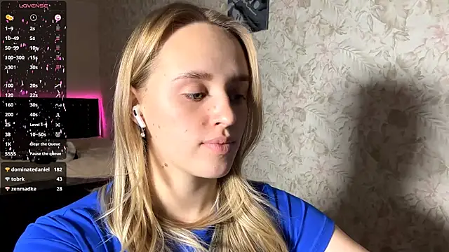 ElisabetLorney live sex cam