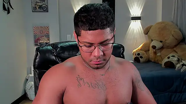 LEONHDZ live sex cam