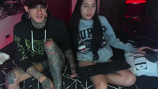 cleoo_jhonny live sex cam