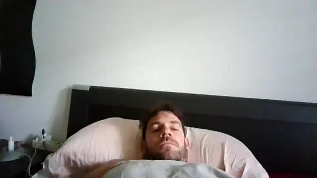 alpha-hunk live sex cam