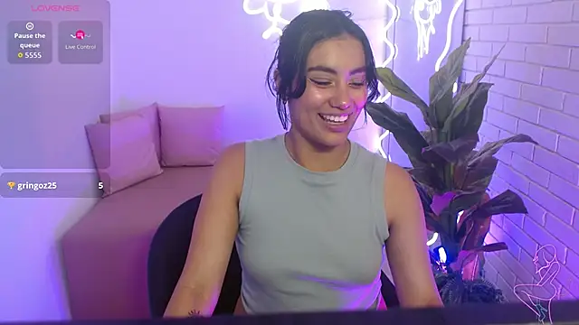 PEACHY_TAY live sex cam