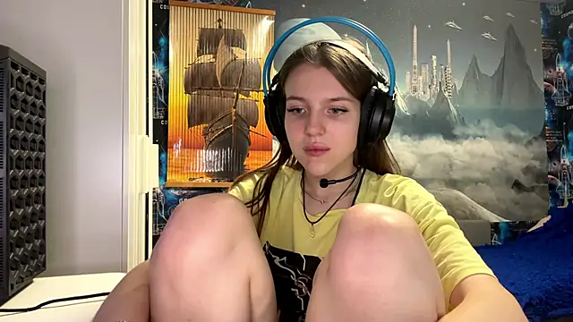 Elira_Breeze live sex cam