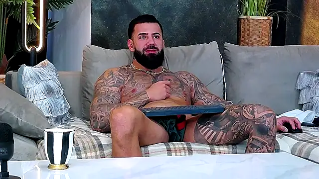 masterkingofmusclee live sex cam