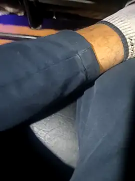 Outdoor_exhibitionist's cam snapshot