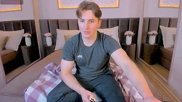 MarkYeti's cam snapshot