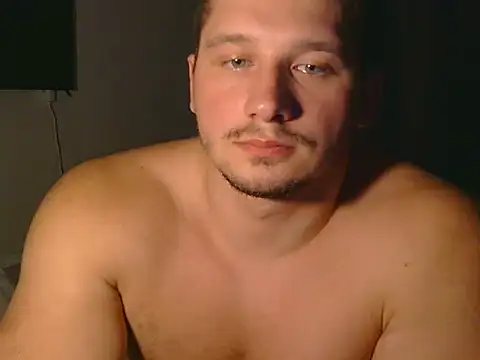 LionEdwin's cam snapshot