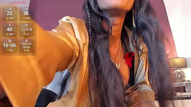 IssyRosse live sex cam