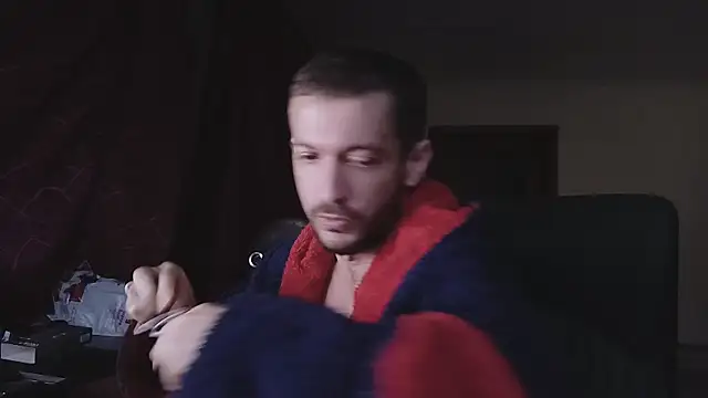 333Alone_in_theDark777's cam snapshot