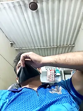 Priynkarani's cam snapshot