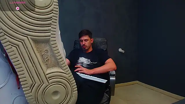 EnzoRace's cam snapshot