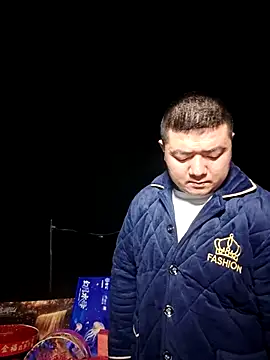 KAIKAI-888 live sex cam