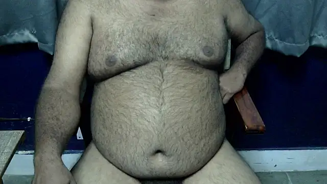 hairysubcub_70's cam snapshot