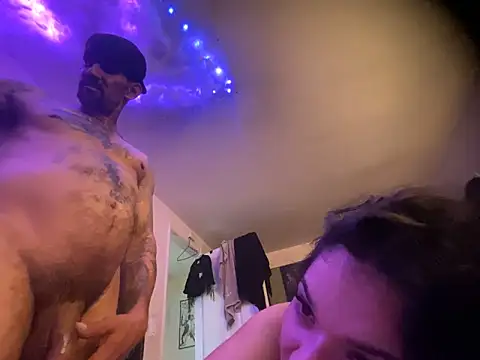 hornycouple818 live sex cam