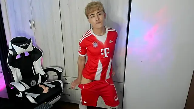 Saimonvela's cam snapshot