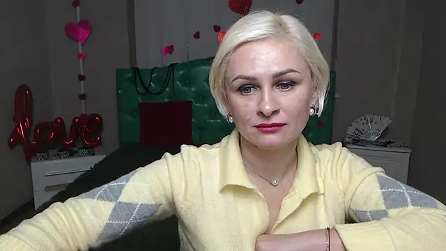 OliviaHorst live sex cam