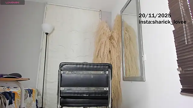 Sharicklovee live sex cam