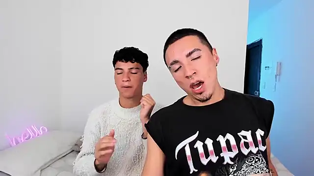 sweet_boys_xx live sex cam