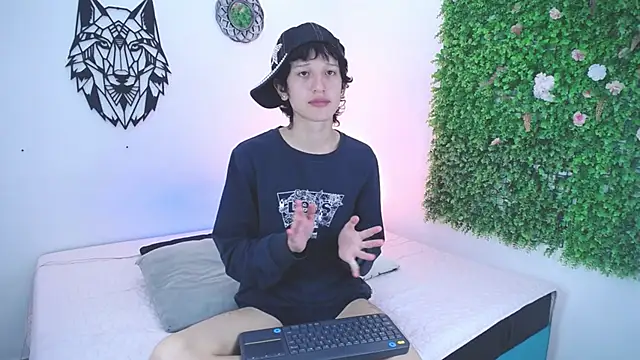 Emo_Boy_ live sex cam