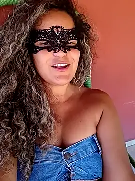 RaphinhaSanches live sex cam