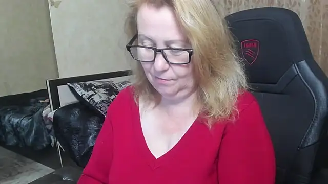 Frau_Marta live sex cam