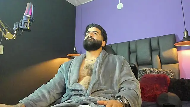 Lyon_vach live sex cam