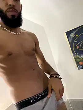 Zyan_Moratto live sex cam