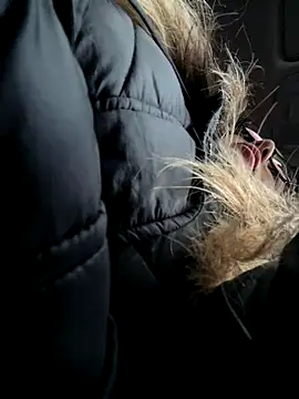 HotXMom live sex cam