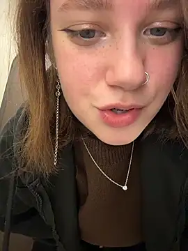 lucy-joy live sex cam