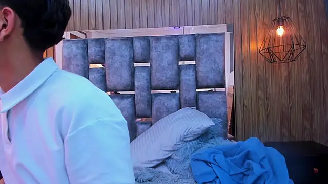 owen__johnson live sex cam