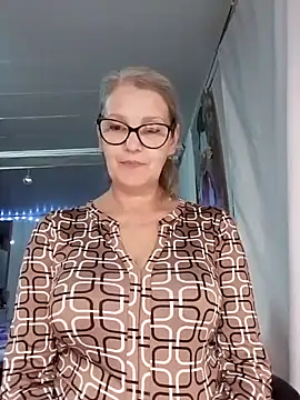 irinamaux live sex cam