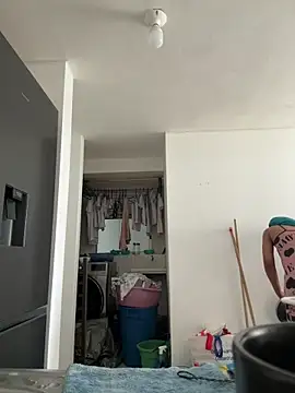 Curly_lily live sex cam