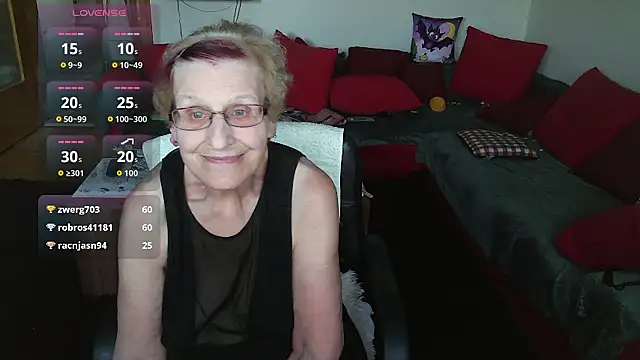 HeisseomaOriginal live sex cam