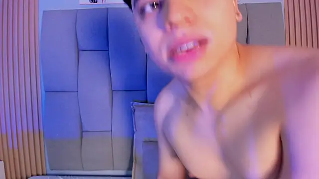 Kandyfrees_ live sex cam