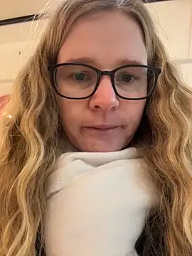 Bikergirl_97 live sex cam