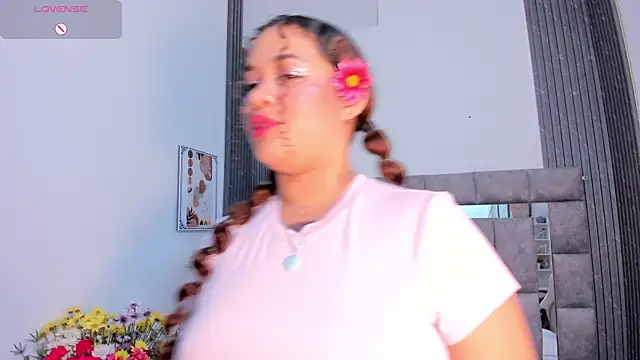 zulyjones live sex cam