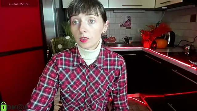 TayanaJons live sex cam