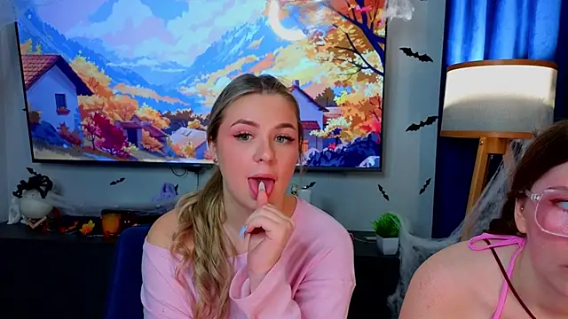 MelitaMoote live sex cam