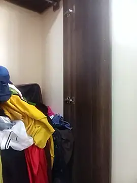 BriannaVincent live sex cam