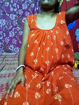 Indian-oyo-boudi live sex cam