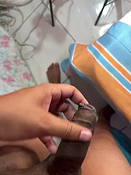 boysquirt's cam snapshot